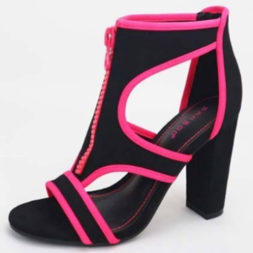 Elegant Black and Pink Heeled Sandals